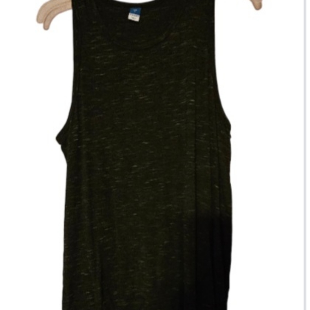 Old Navy Ladies Luxe L tank top. New. Never worn. No tag.